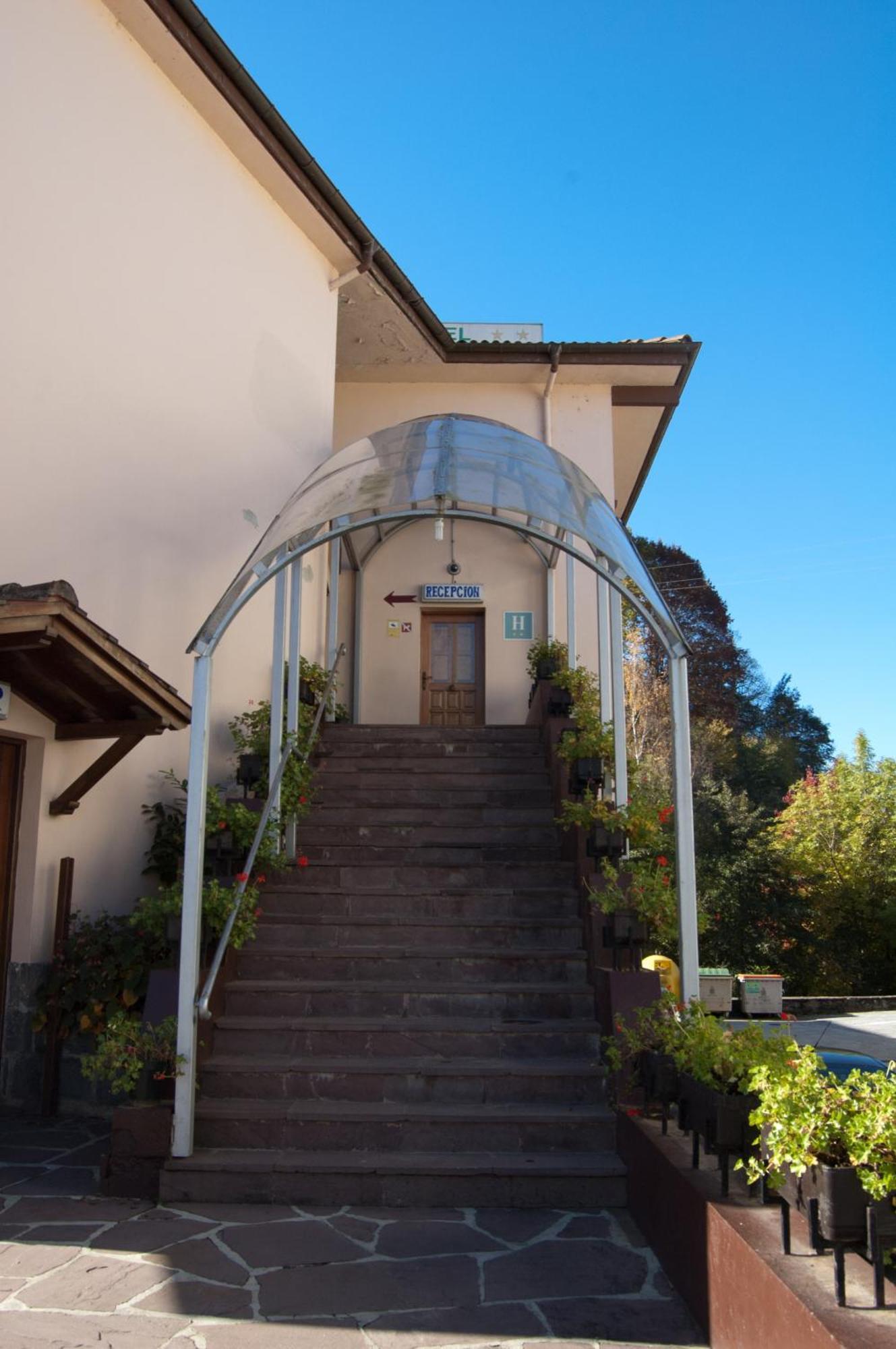 Hotel Urgain Oronoz-Mugaire Zewnętrze zdjęcie