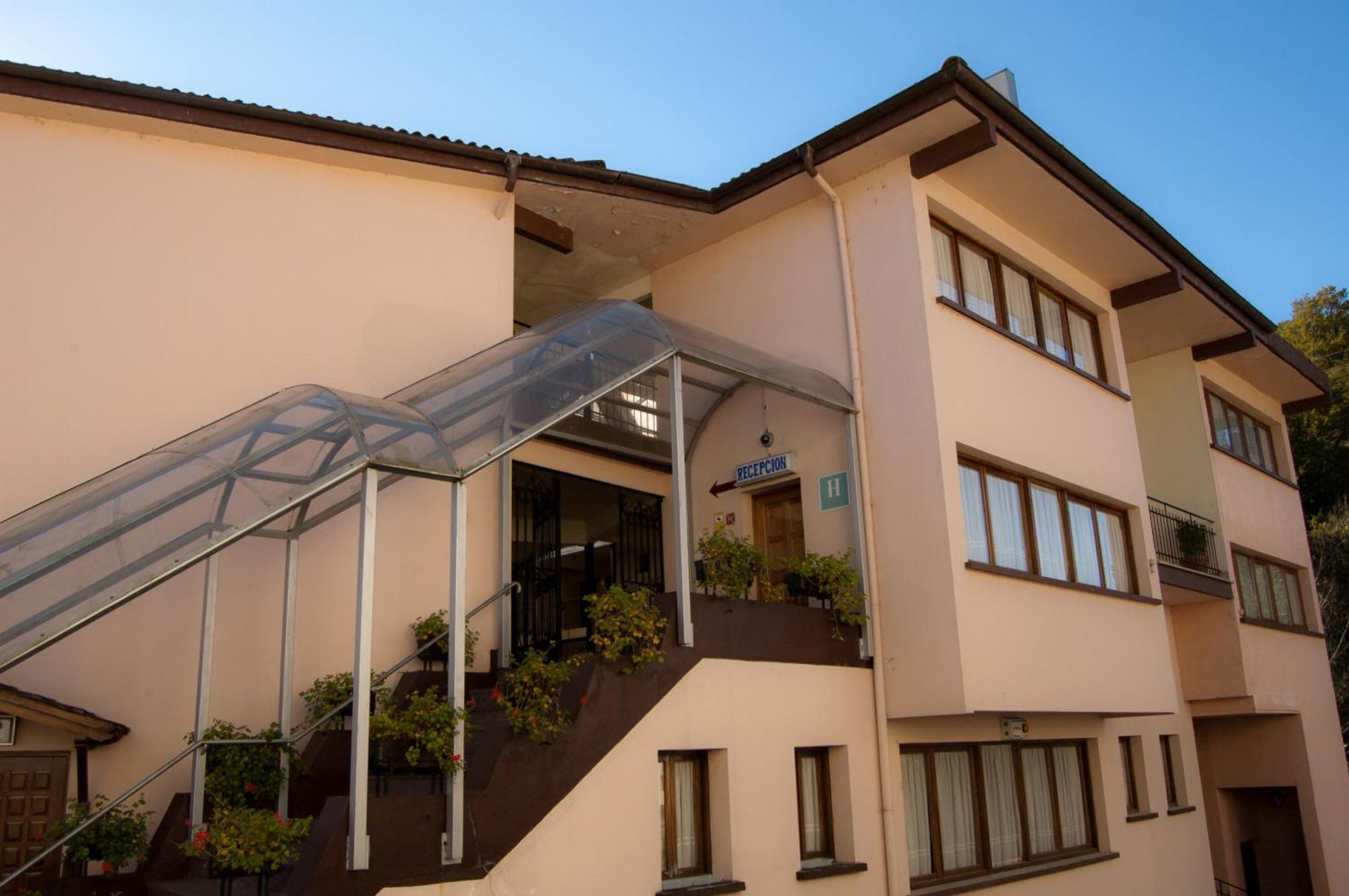 Hotel Urgain Oronoz-Mugaire Zewnętrze zdjęcie