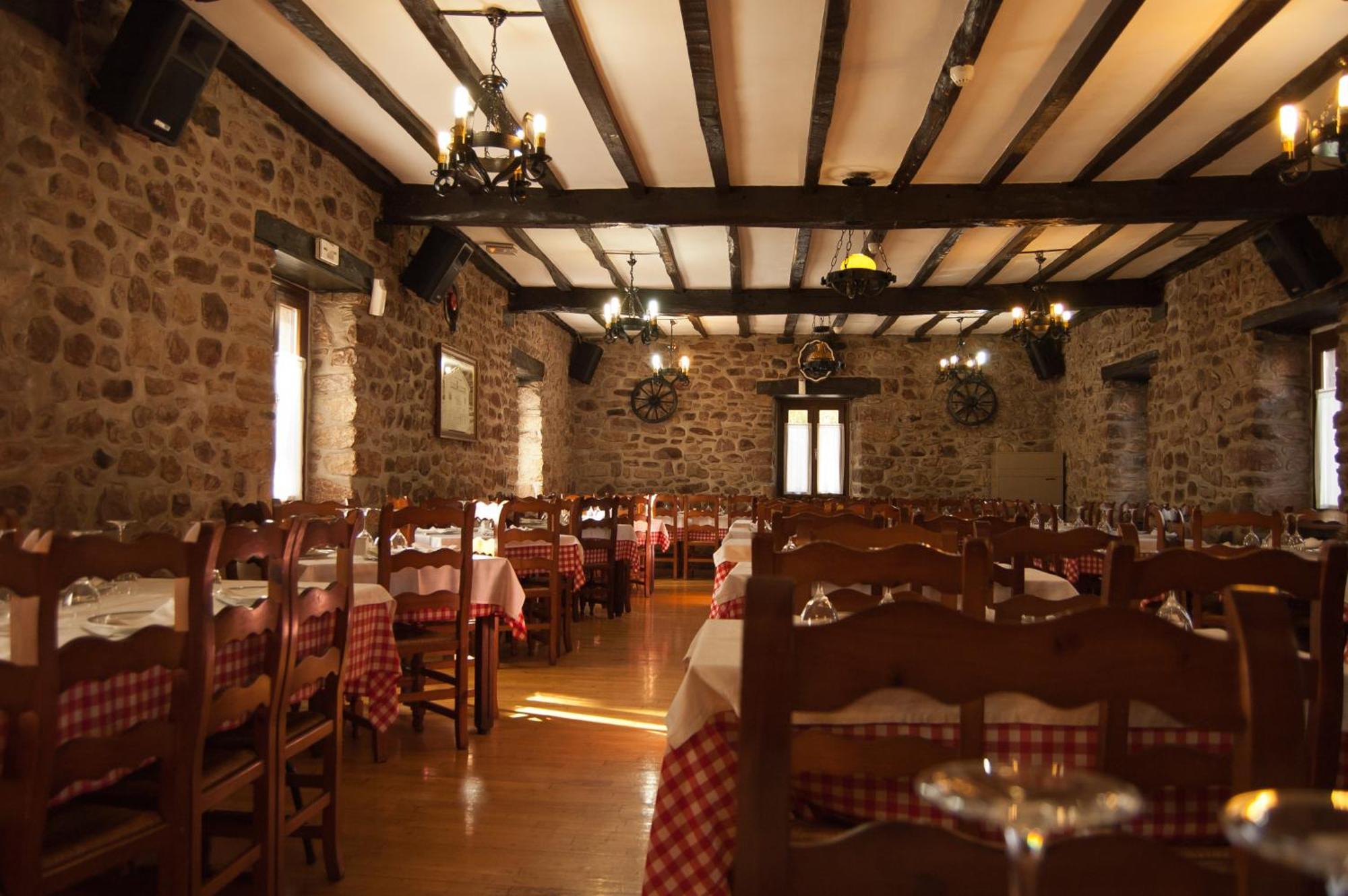 Hotel Urgain Oronoz-Mugaire Zewnętrze zdjęcie