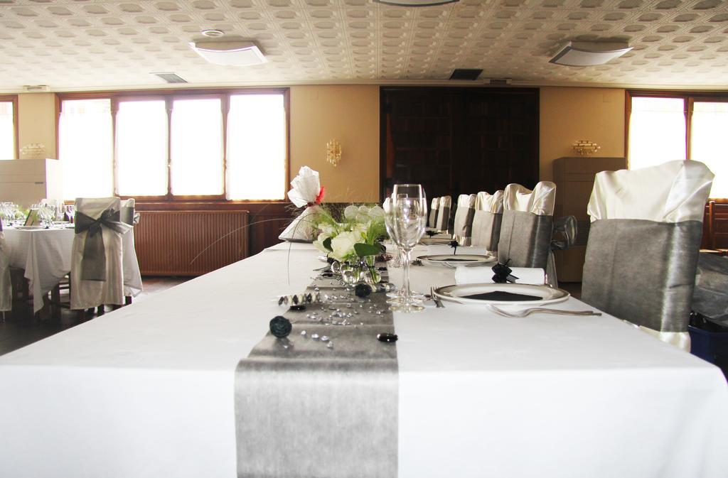 Hotel Urgain Oronoz-Mugaire Zewnętrze zdjęcie