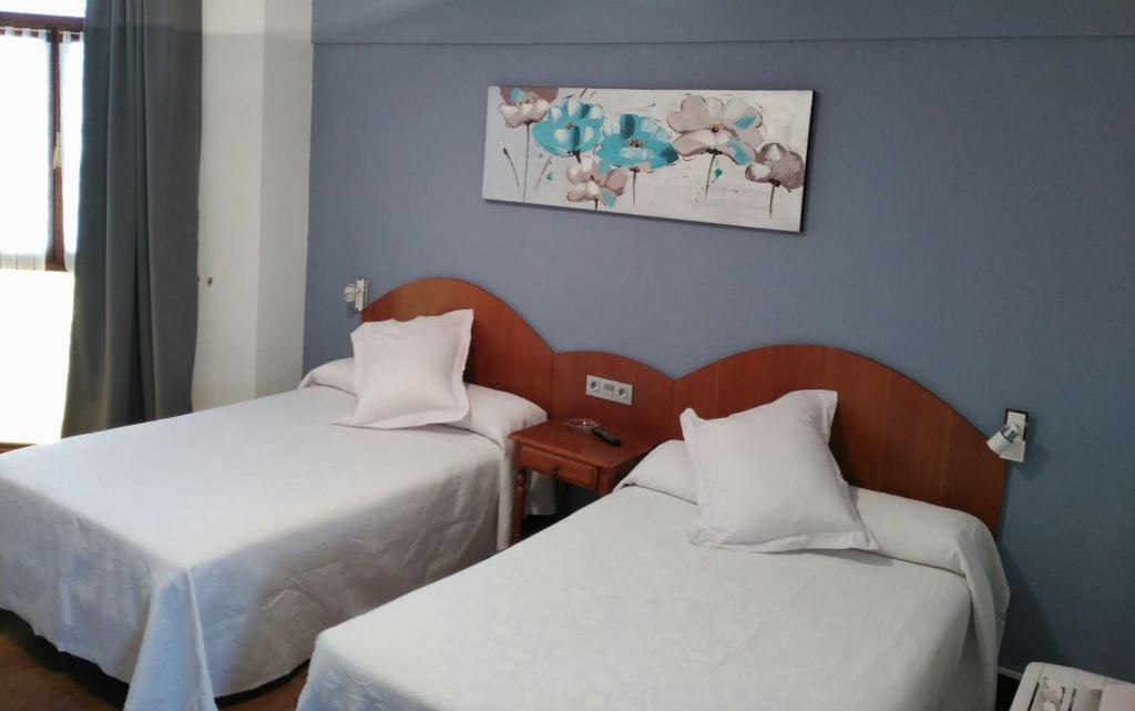 Hotel Urgain Oronoz-Mugaire Zewnętrze zdjęcie
